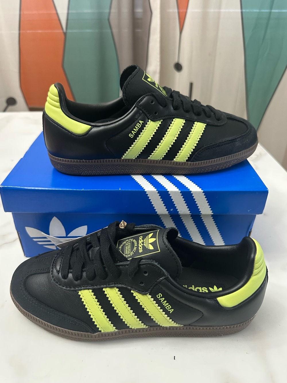 adidas Women's Samba OG W Core blackPulse Lime/GUM5 Size 5.5